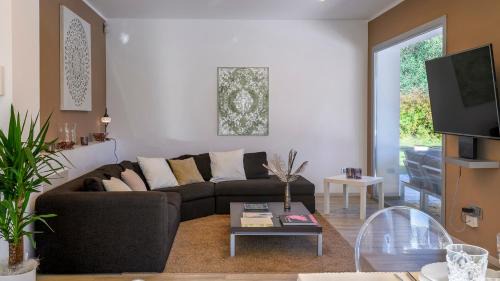 Chiesanuova Villa | VILLA DELLE GINESTRE 9&2, Emma Villas