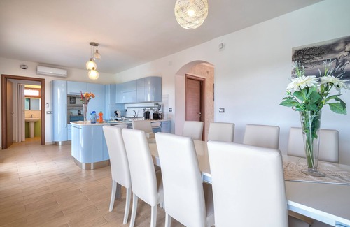 Sorso Villa | 'Villa Della Felicita' with Private Pool, Wi-Fi and Air Conditioning