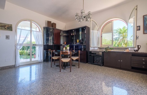 Tonnarella Villa | Villa "Delle Pomelie" with Private Garden, Balconies & Wi-Fi