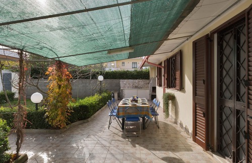 Torre Lapillo House | Villa delle Rose - A by BarbarHouse