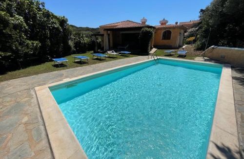 Punta De Su Turrione Villa | Villa Di Canio