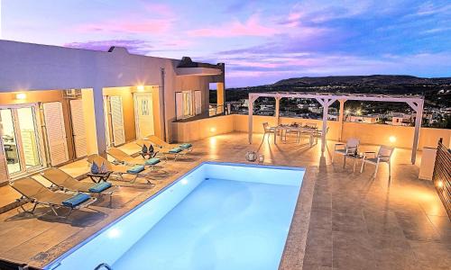 Kournas Villa | Villa Di Giorgio Heated Pool