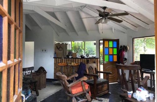 Alban House | Villa Diana, Condominio Oasis