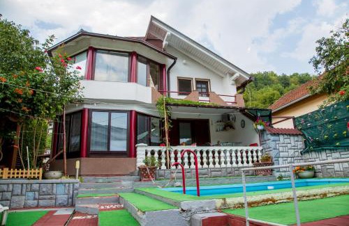 Kulen Vakuf House | Villa Dino