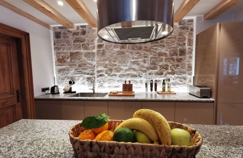 Rogac House | Villa Diocletian* Solta, Premium traditional stone house next to the sea
