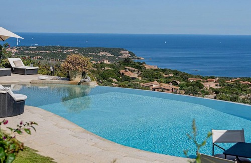 Porto Cervo Apartment | VILLA DIVA - Seven Bedroom Apartment, Sleeps 14