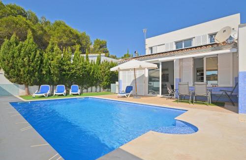 Son Serra de Marina Ski Chalet | Villa Domus