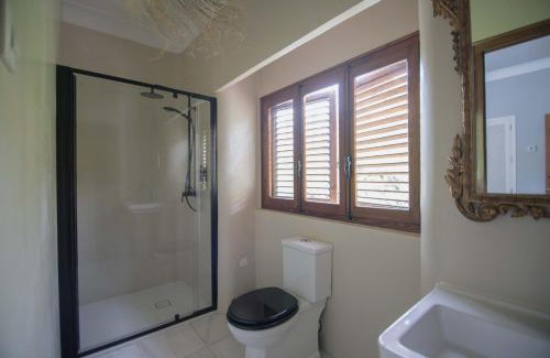 Aduanas Bed & Breakfast | Villa Dora (Only adults)