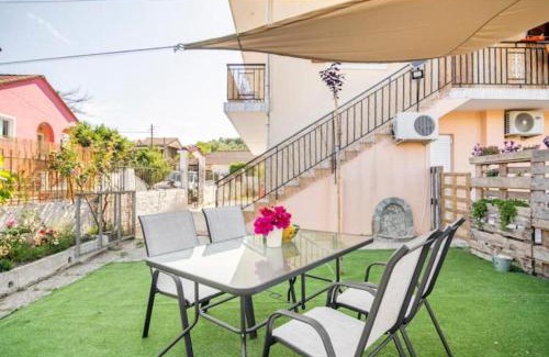 Petriti Apartment | Villa Dorita