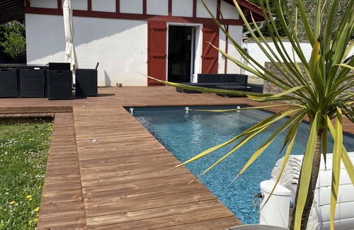 Saint-Pee-sur-Nivelle House | Villa du lac