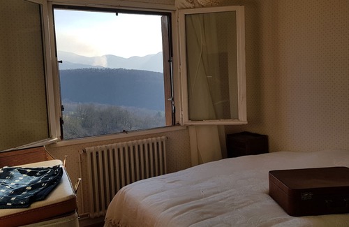 Avezac-prat-Lahitte Villa | villa du Sarrat in the Baronnies facing the Pyrenees