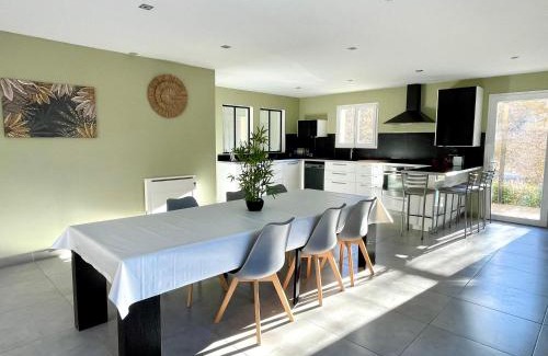 Allemagne-en-Provence Villa | Villa du Vallon