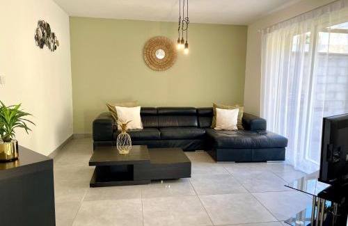 Allemagne-en-Provence Villa | Villa du Vallon