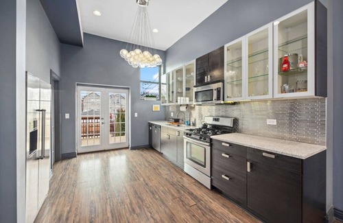 Bronzeville Bed & Breakfast | Villa Dubois Guest House Room 2