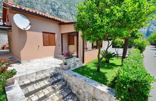 Orahovac Villa | Villa El Mar