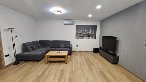 Cicov House | Villa Elen