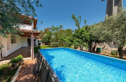 Torre degli Ulivi House | Villa Eleonora Residence App to 2