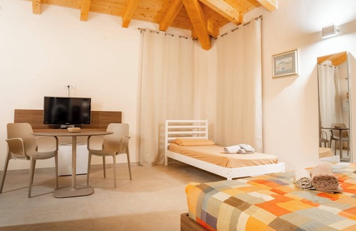 San Faustino-Madonnina-Quattroville Bed & Breakfast | Villa Eliseo