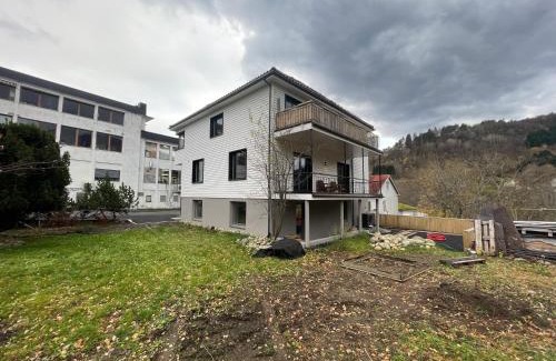 Møre og Romsdal Apartment | Villa Elvestad - the Place by the River
