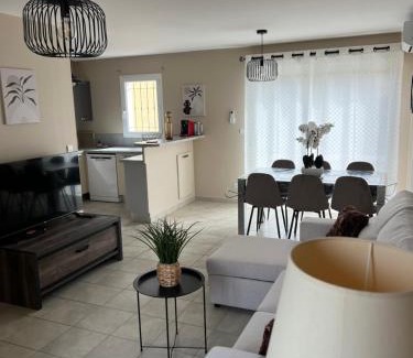 Greoux-les-Bains House | Villa en Provence 3 T3 jardin clos