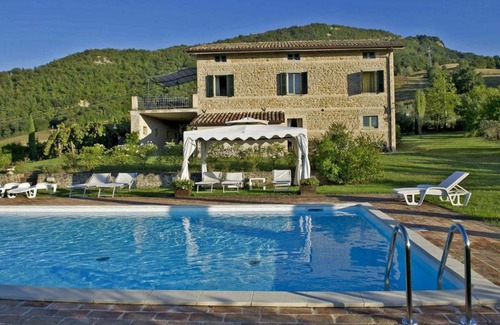 Smerillo Villa | Villa Enrica