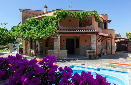 Giorgilorio Villa | Villa Erika with private pool and garden, Lecce, Italy