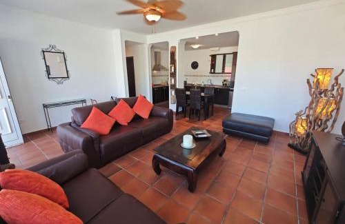 San Bartolome de Tirajana Apartment | Villa Montaña Negra I