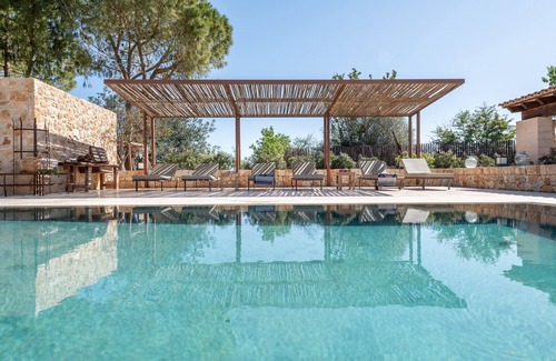 Felanitx Villa | Villa 'Es Lledoner 2' with Mountain View, Shared Pool and Wi-Fi