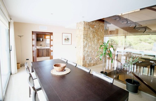 San Antonio Bay Villa | Villa Bellissima | 4 Bedrooms | Private Pool | Wifi | Luxurious