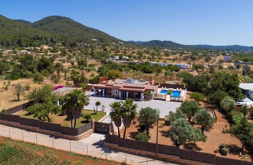 Sant Antoni de Portmany Villa | Villa Evie - 5 Bedrooms | Spacious &Private Grounds | Private Pool | Wifi & A/C