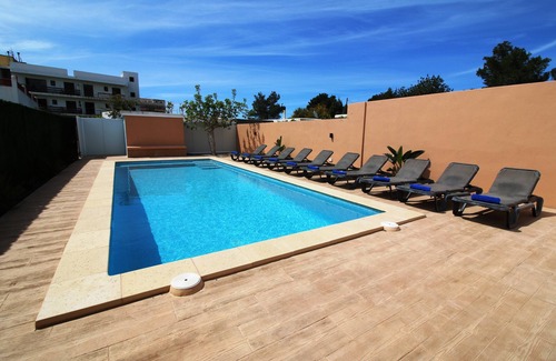 Sant Antoni de Portmany Villa | Villa Beso | 6 Bedrooms | Private Pool | Walk To Amenities | Wifi