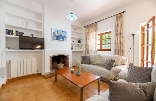 Santa Gertrudis House | Villa Can Joan den Coves