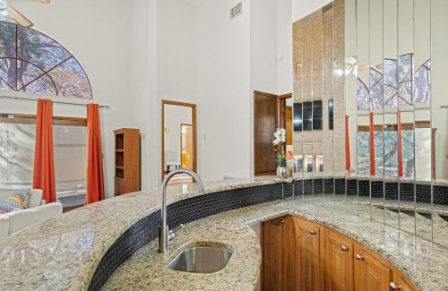 Wetmore Villa | Villa Española