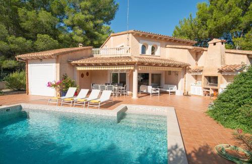 Cielo de Bonaire Ski Chalet | Villa Estranys, con piscina privada