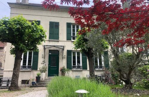Melun Bed & Breakfast | Villa Eugénie Melun