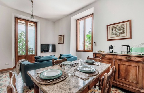 Carate Urio Apartment | Villa Eugenia suite 2