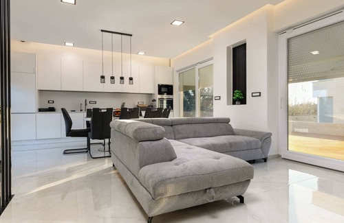 Pomer Villa | Villa Eva with pool near Medulin