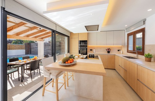Urbanitzacio Gotmar Villa | Villa Evas- Serene retreat