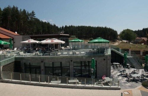 Dobrinishte Villa | Villa Family Comfort Key Hook – Mountain View