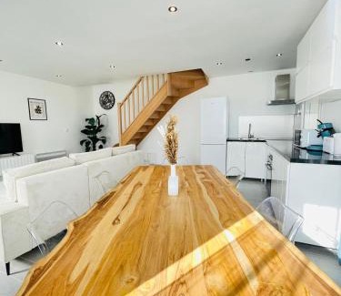 Coupvray Apartment | Villa Fantasia - 10 min Disneyland - 8 people