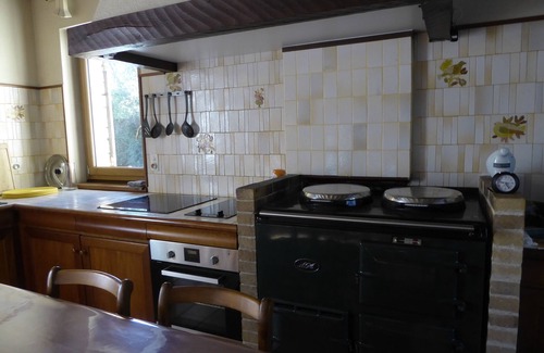 Monplaisant Villa | Villa Fauvel en Dordogne -Standing 10 people - private pool 6X12m