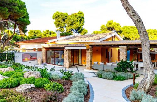 Porto Pino Villa | Villa Fenicottero - Exclusive Private Villa with Pool