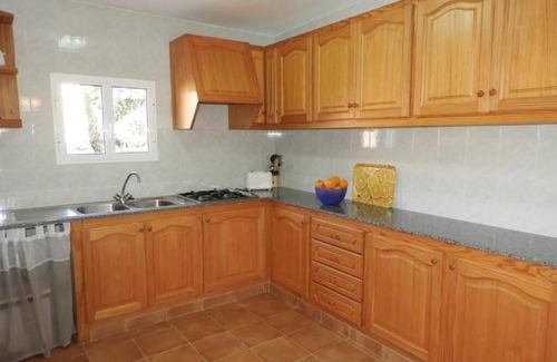 Puerto Luz Ski Chalet | Villa Ferrer: Impressive villa with direct access to the sea