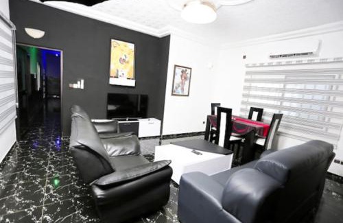 Lome House | Villa Flo Residence