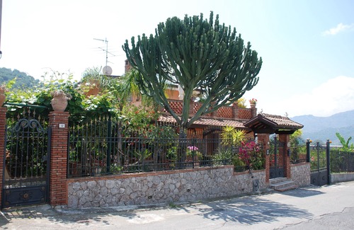 Gaggi Villa | Villa for families who love nature and tranquility equipped WI-FI