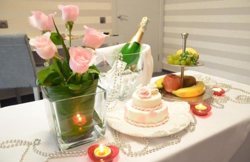 Dzerzhyns'kyi District Hotel | Villa Four Rooms