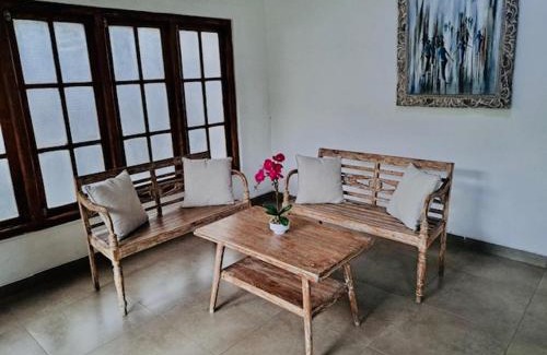 Padangsambian Klod Villa | Villa Foyaver near Seminyak Kerobokan, 3 Bedrooms