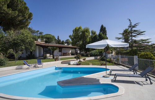 Ricadi Villa | Villa Francesco, for 6 persons with private pool