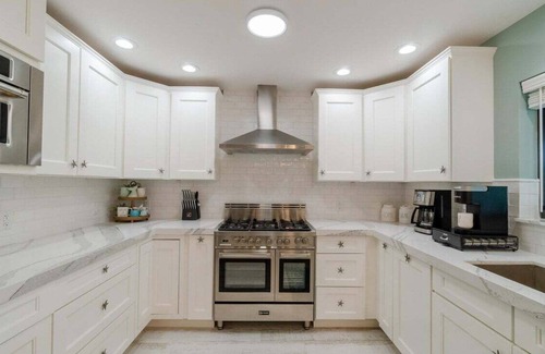 Marathon House | Villa Franchella~ Waterfront Luxury Home w/Pool! 45' Dock
