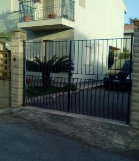 Bastione House | Villa Furnari